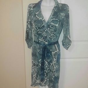 Inc size medium green polyester dress with belt